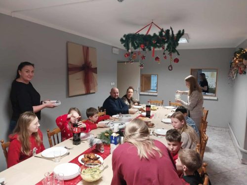 att.by-vKlf6sD-ge1h-nmNRXl PFJNAxeTju7ea3zrwF3o