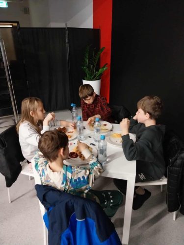 att.dd JvHYHik6X3-YGx0ndV0G4ZsJ-NLF3Eu u 9N1Wa8